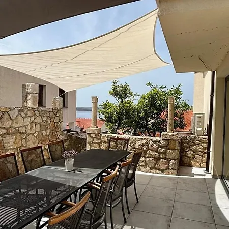 House With A Parking Space Hvar - 25860 Holiday home *