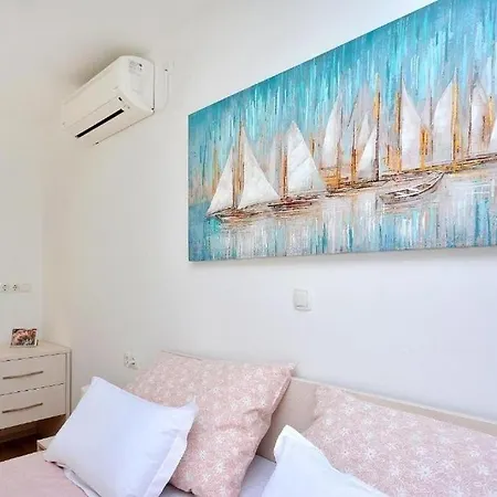 Holiday home House With A Parking Space Hvar - 25860
